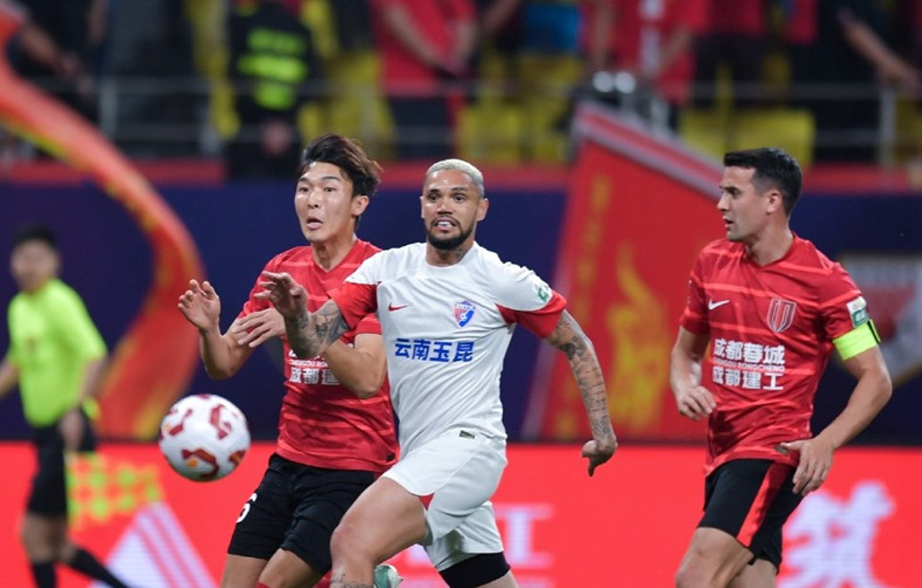 中超联赛决战一触即发，球队士气高涨的简单介绍