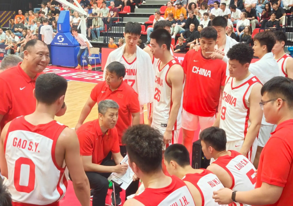 备战热身赛!球队集训拉练,备战下一场比赛 备战热身赛!球队集训拉练,备战下一场比赛