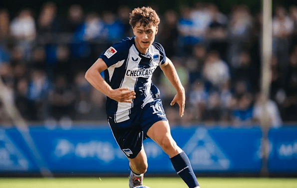 柏林赫塔客场大胜沙尔克，取得胜利奖励