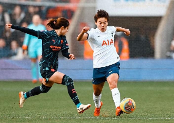 热刺中场组织能力受质疑，需寻求改进