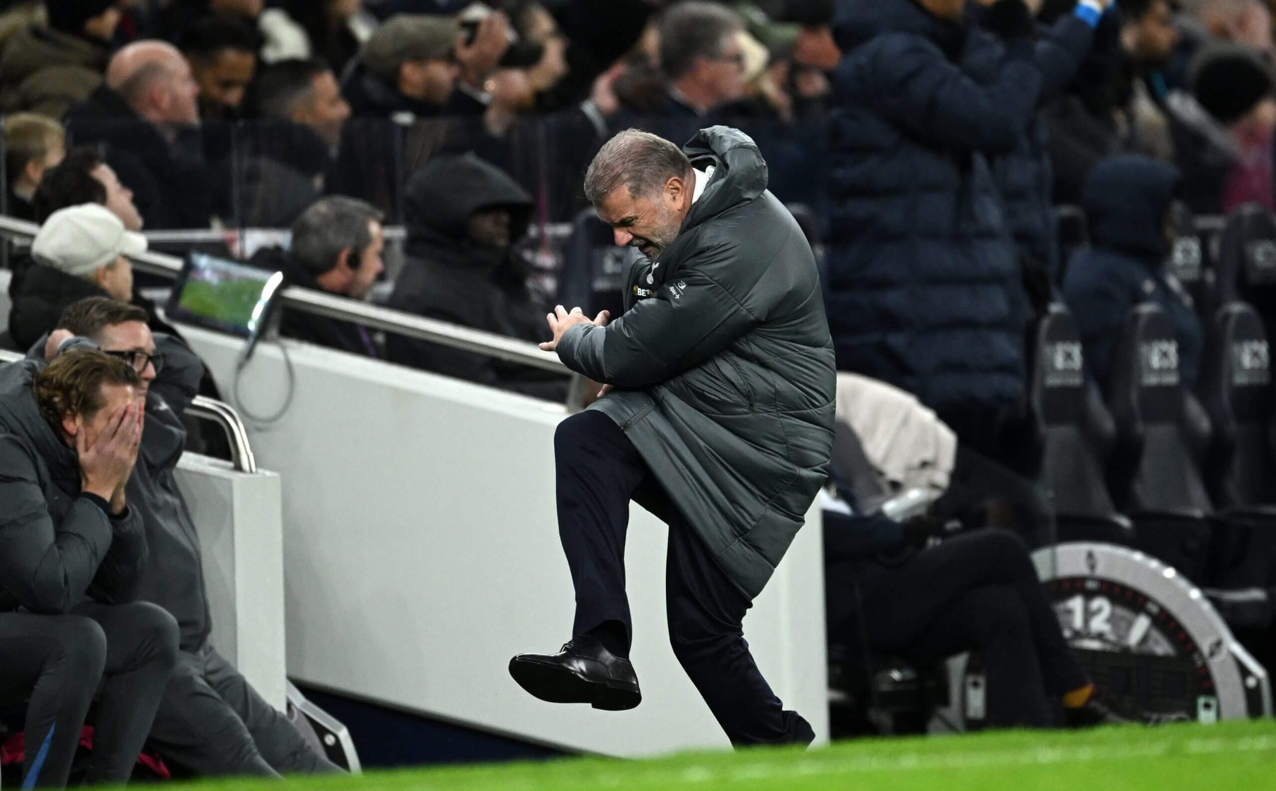 包含热刺客场战绩持续改善，实力逐渐凸显的词条