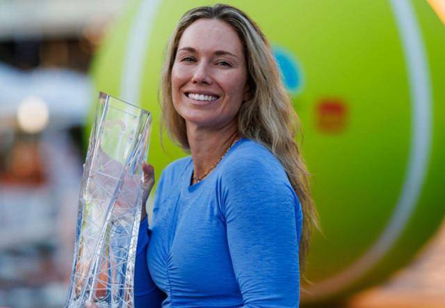 包含尼日利亚举重选手豪取冠军，斩获殊荣的词条