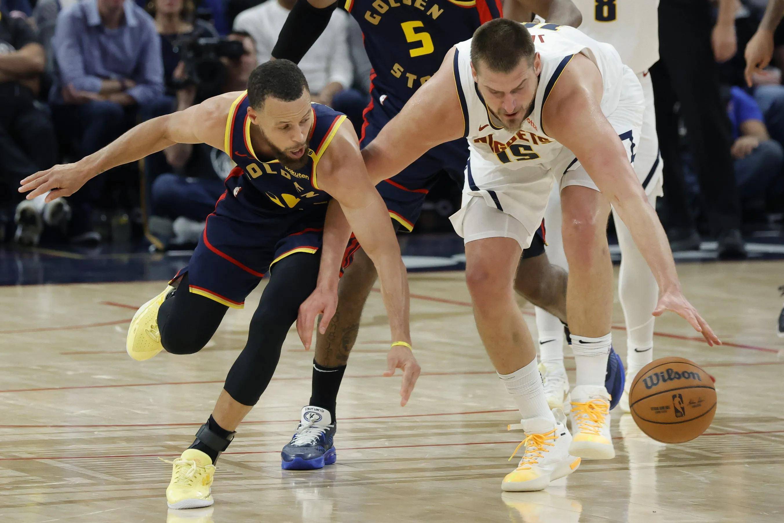 马刺主场告负快船，遭遇连败