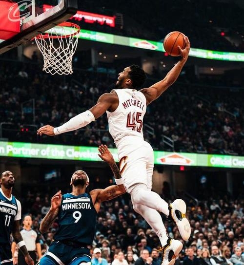 控制森林狼，雄鹿继续保持领先