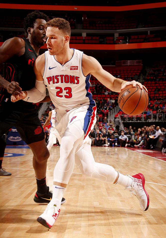 活塞力挽狂澜逆转魔术，取得两连胜