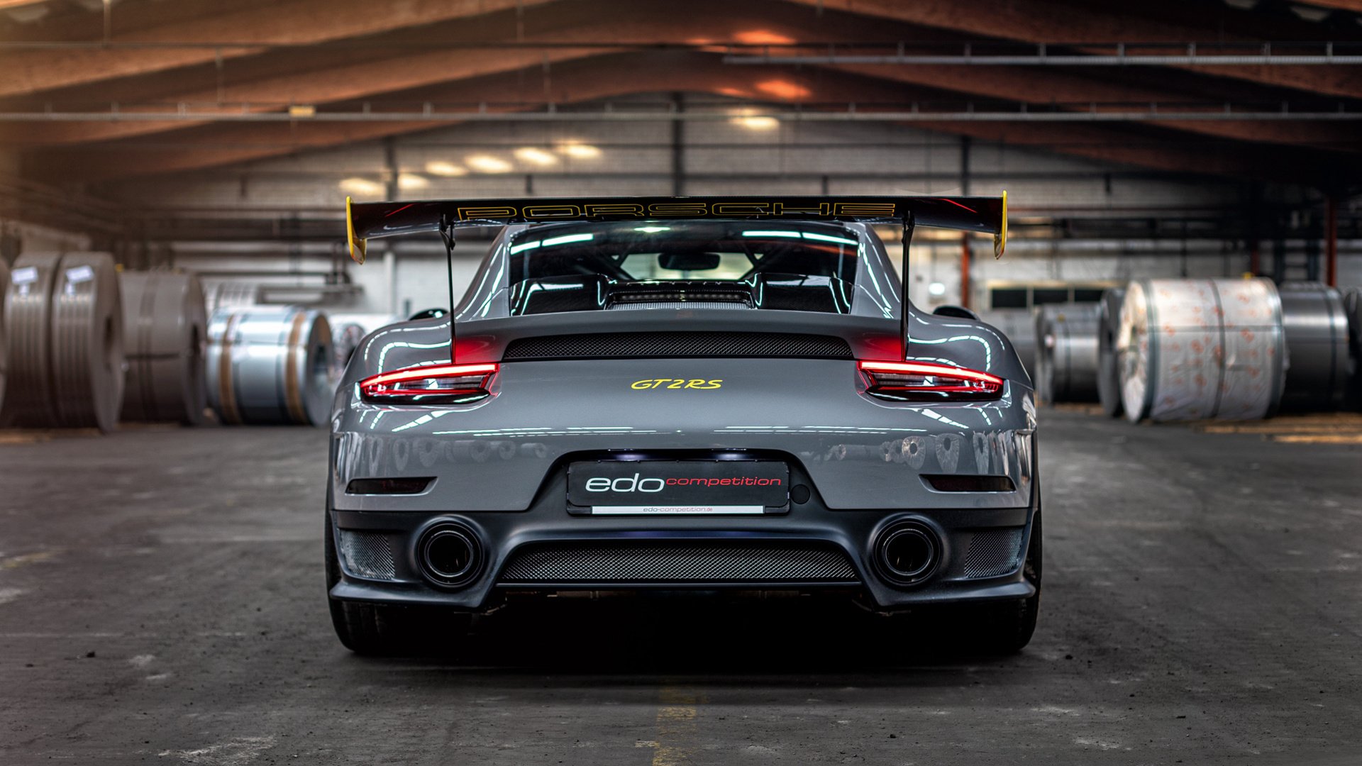 赛道与绿茵，当F1争冠焦点遇上拜仁的硬仗胜利